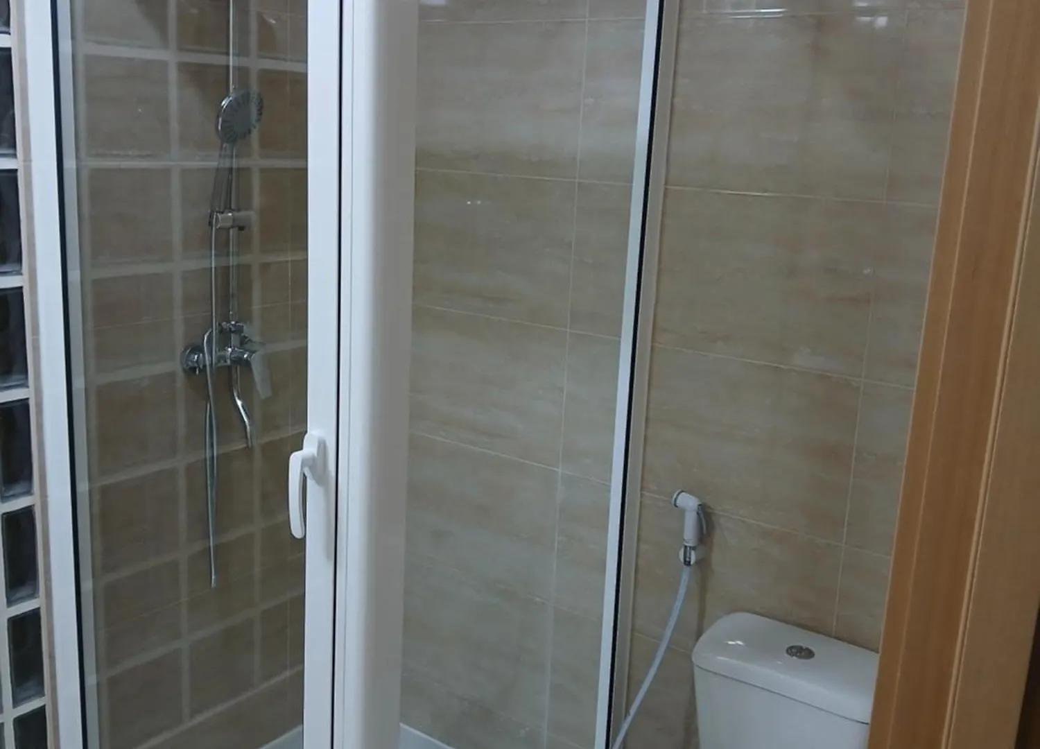Hotel Nifa House Espargos Gasthof