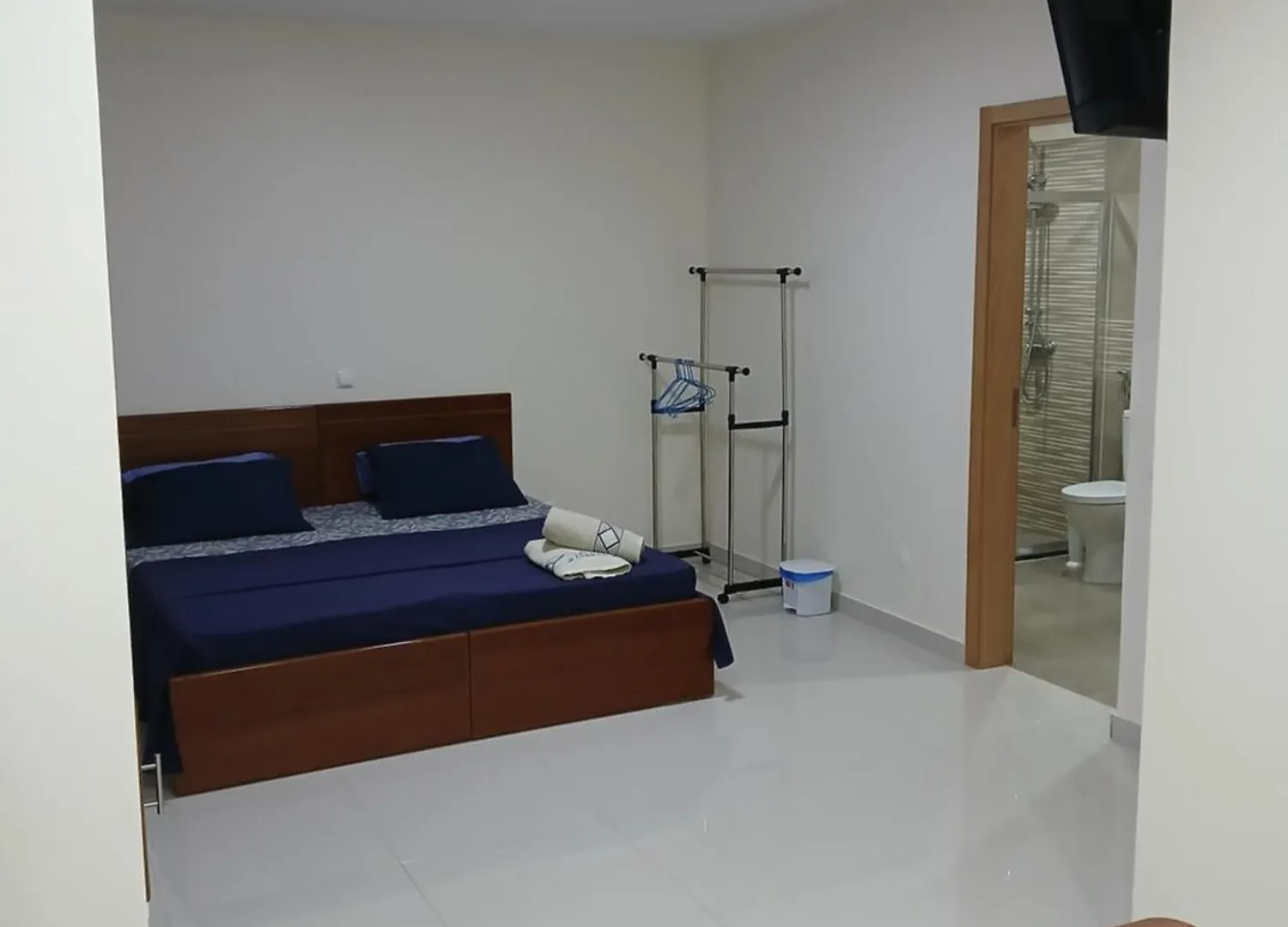 Nifa House Hotel Espargos