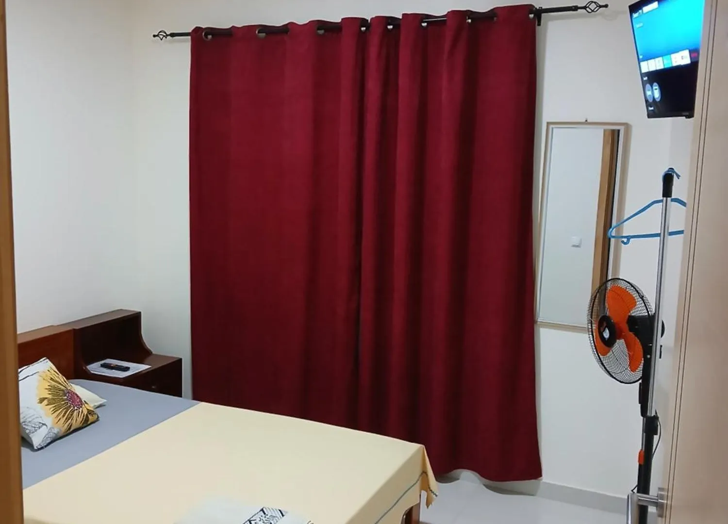 Hotel Nifa House Espargos Penzion