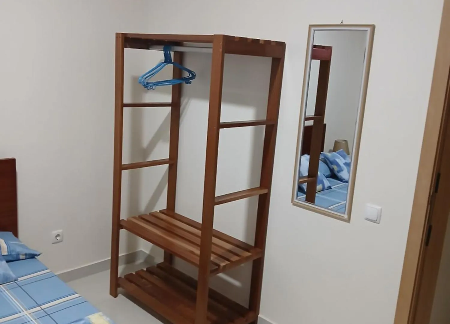 Hotel Nifa House Espargos Penzion